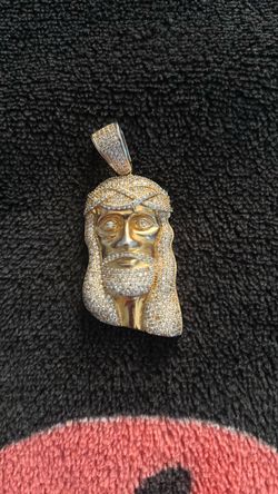 Jesus piece pendant