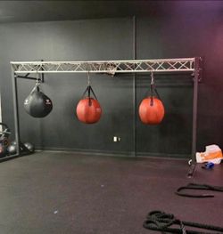 Boxing bag rig 14'