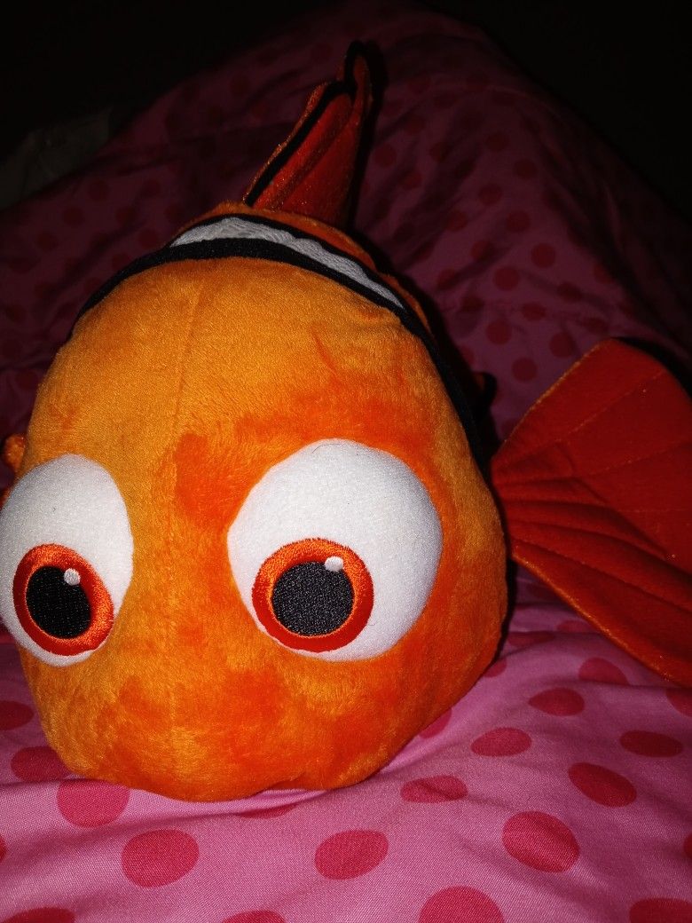 Large Finding Nemo Plush Disney Store Original.