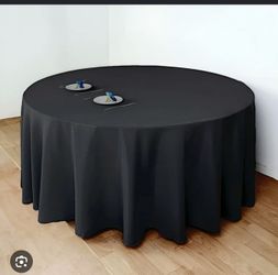 Black round tablecloths