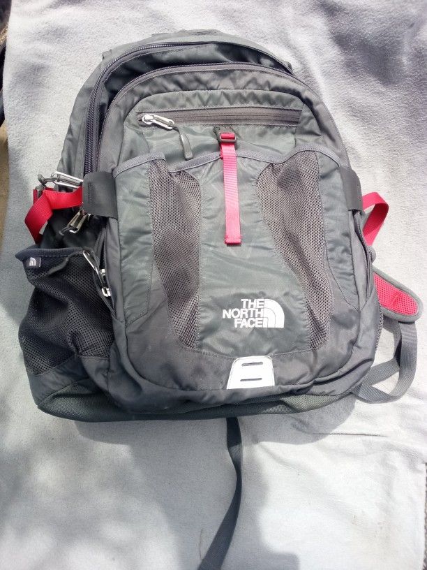 BACKPACKS FOR SALE $10