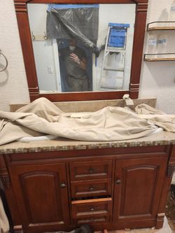 Free Vanity And Mirror