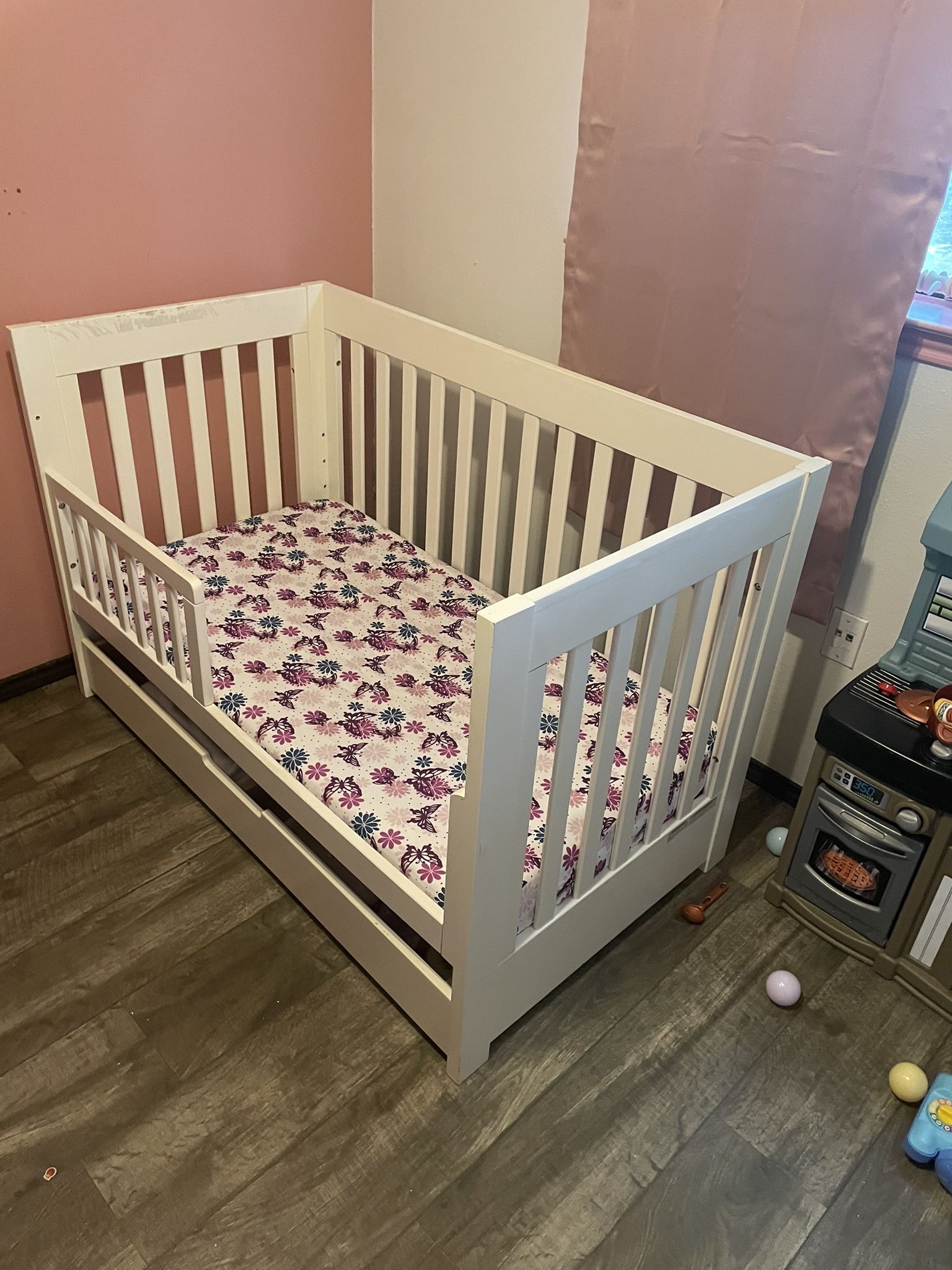Crib/toddler Bed 2 In 1 With Drawers And Mattress