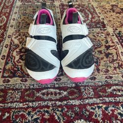 Women’s Size 7 Spin Shoes Exercise cycling Shoes 
