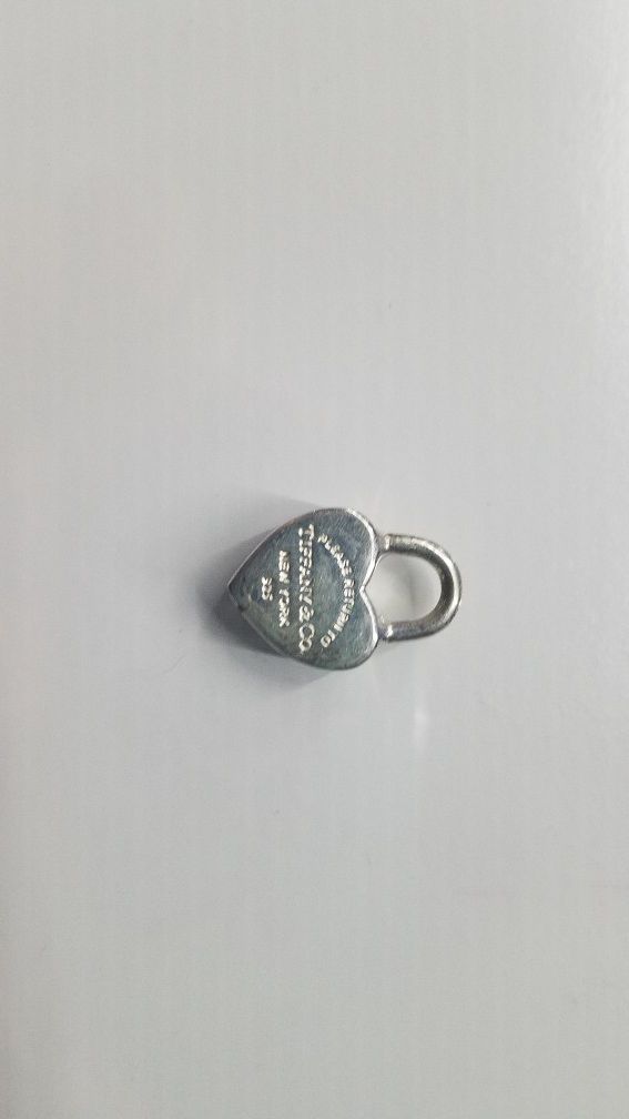 Tiffany&co Sterling silver heart pendant