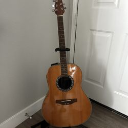 Ovation Applause Roundback Accoustic Guitar