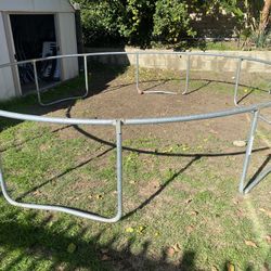 14 Ft  Trampoline 