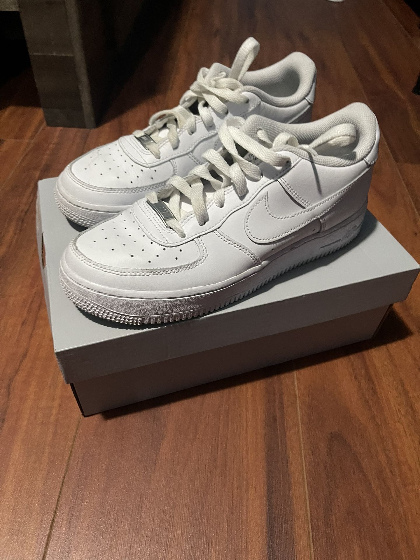 Air Force 1 Size 6.5