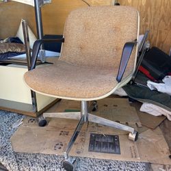 Steelcase Vintage Swivel Desk Chair 