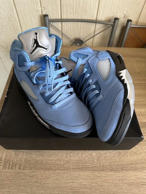 Jordan 5 UNC