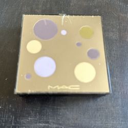 MAC Smoke And Mirrors Eyeshadow Palette