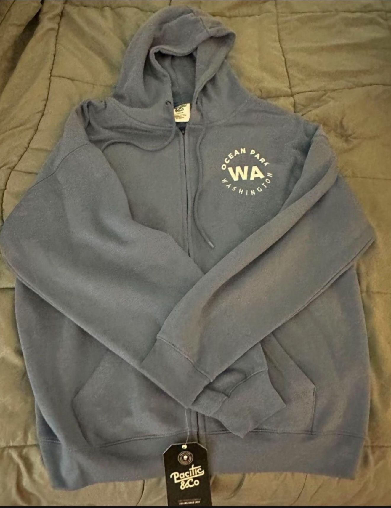 Women’s Beach Sweatshirts Size Lrg New With Tags $20 Each