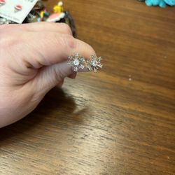 New Stunning Snowflake Stud Earrings Silver, And Rhinestone