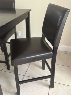 High top dining table and 4 chairs
