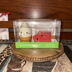 Summer Salt/Pepper Set