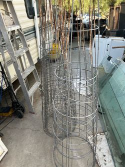 Tomato cages