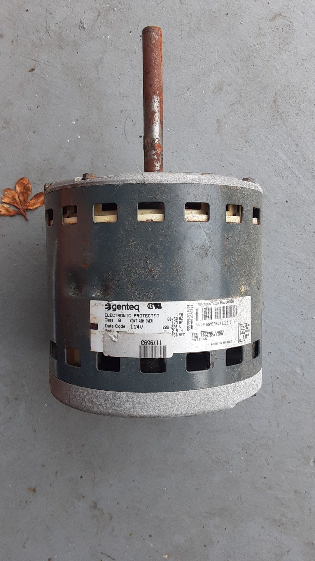 Genteq 3/4 hp motor. Never used just sat in a box