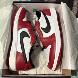 Jordan 1 Low OG Chicago