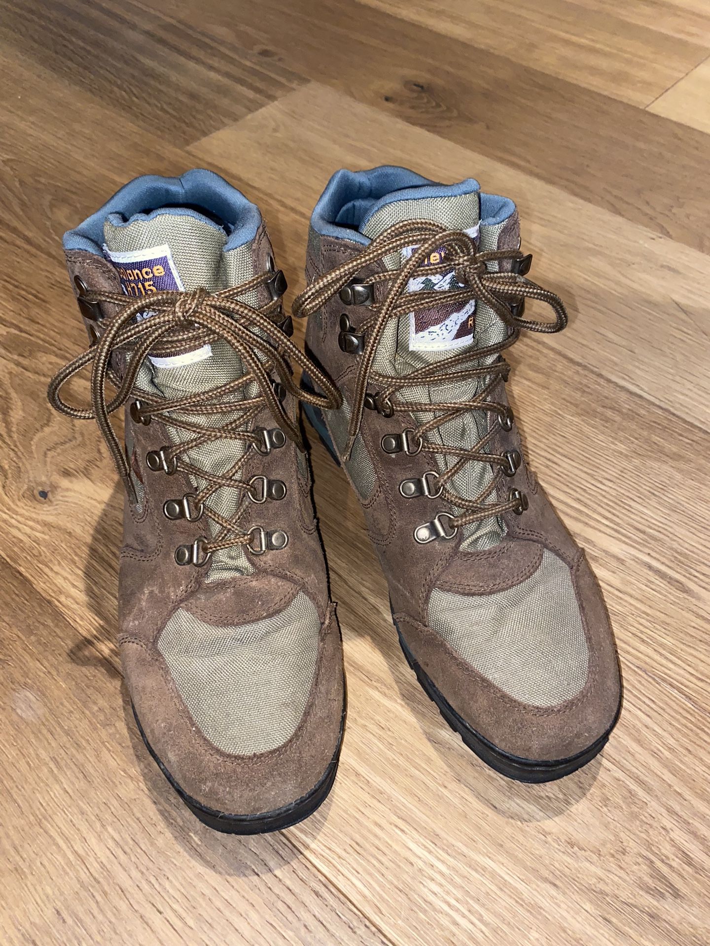 New Balance Hiking Boots - Rainer 12B