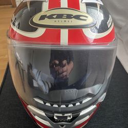 Great Helmet Size Small