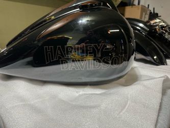 Harley-Davidson OEM Street Glide ST / Road Glide ST Fuel Tank – Vivid Black