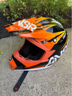 Answer Racing ANSR Nova Motocross Helmet, Size Large, No Visor.