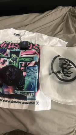 white HellStar Online Tee Shirt Size Small