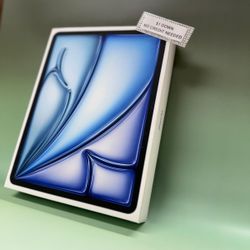 Apple IPad Air 13 Inch 13in M2 New Tablet - Only $1 Today Pay The Rest Later! 