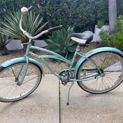 Beach cruiser Bike