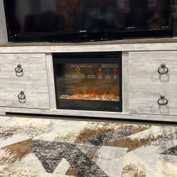 📺Willowton Whitewash 64" Tv Stand With Electric Fireplace
Ashley Furniture