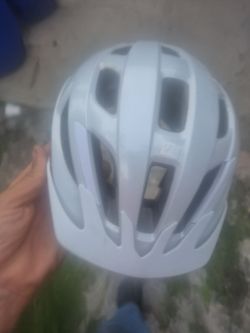 Bicycle  helmet