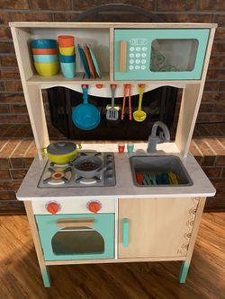 Kids Kitchen Play Set With Accessories