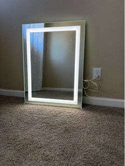 Modern LED Backlit Bathroom Mirror – Working Condition