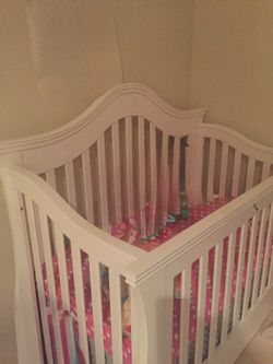 Million Dollar Baby Solid wood 4-in-1 crib