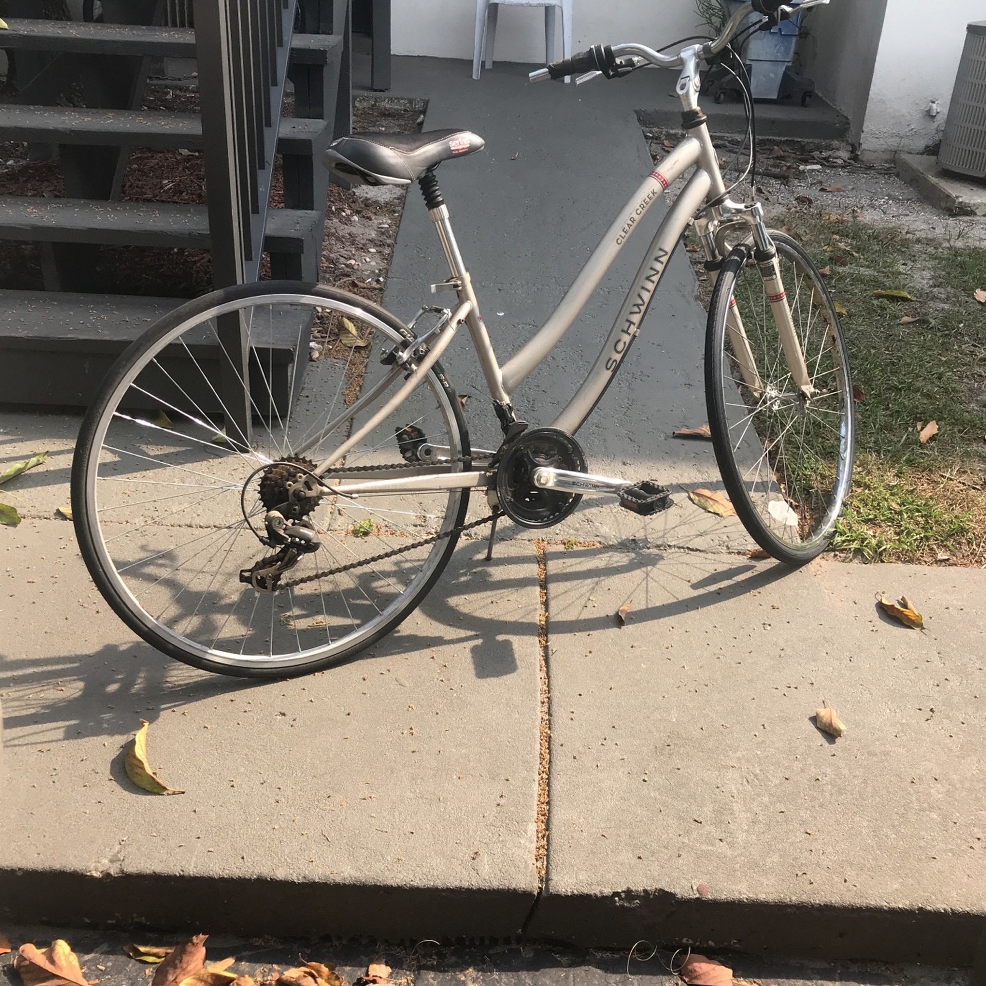 schwinn skyliner women's bicycle Womens Schwinn Schwinn Skyliner Bicycle Women's Schwinn Skyliner Hybrid  Commuter Bicycle Proxibid
