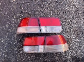 Honda Si OEM tail lights