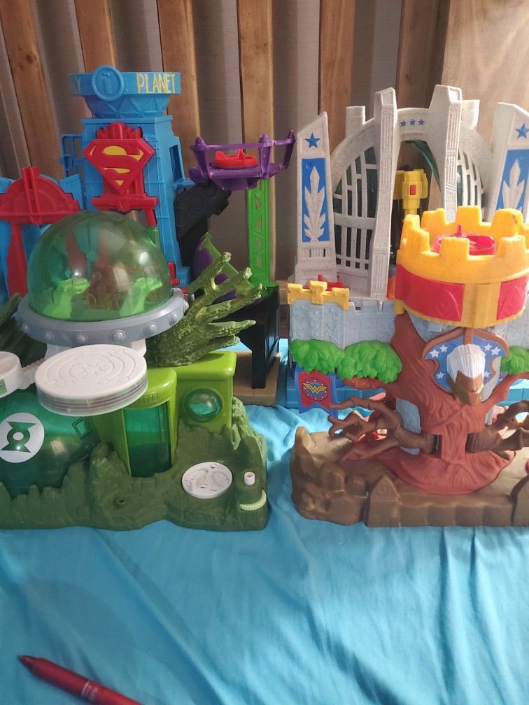 4 Imaginext Toys Used