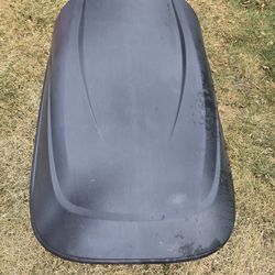 Hard shell roof top cargo carrier