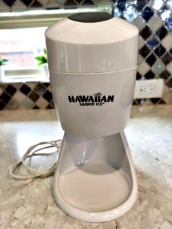 Hawaiian shaved ice machine