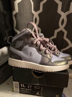 Nike Air Force Ones Mids 