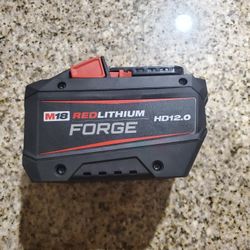 Milwaukee Forge Battery 12 Ah 18v
