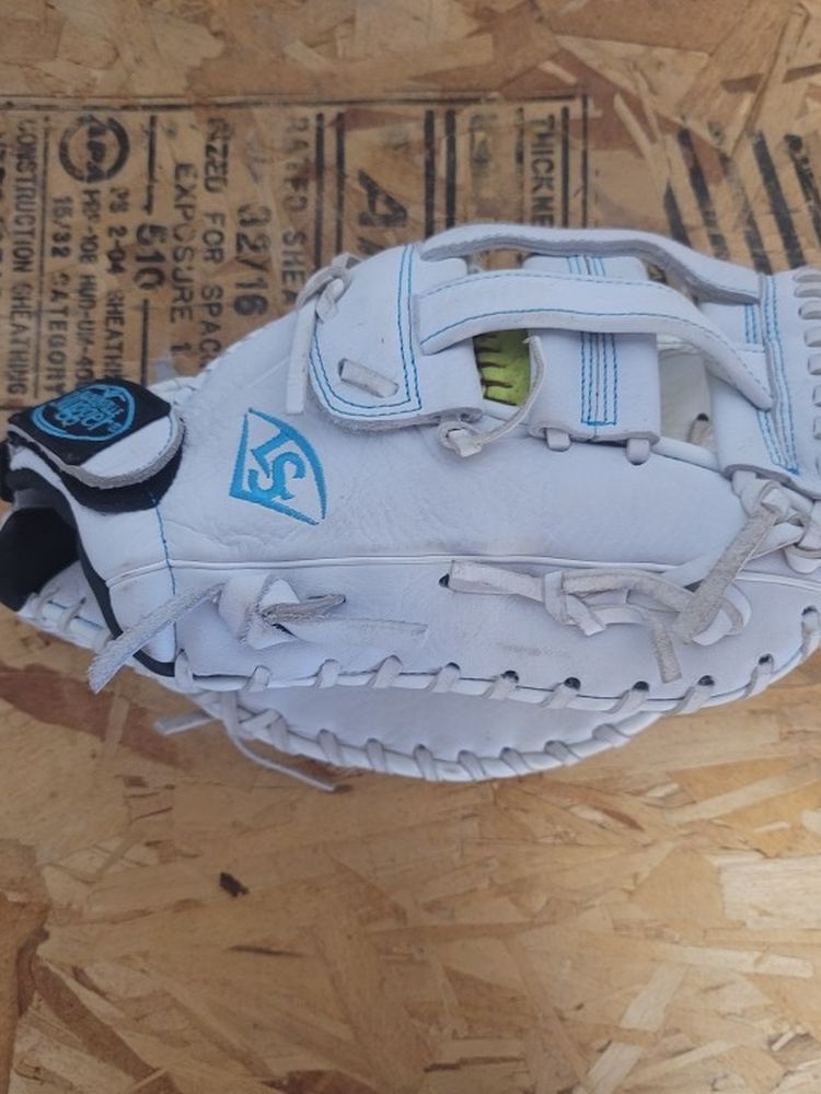 Louisville Xeno First base Glove