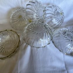 Stylish Dainty Glass Bowls
