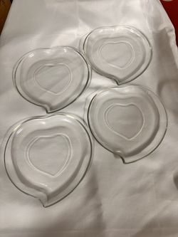 Set of 4 Clear Glass Peach/Heart Shaped Snack Plates