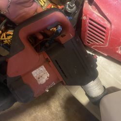 Hilti TE 50-AVR corded rotary hammer drill/chipping hammer.  