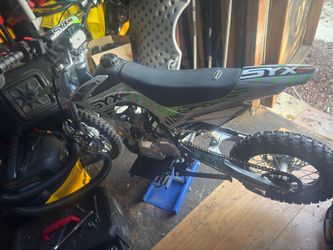 Syx 125 cc 4 stroke
