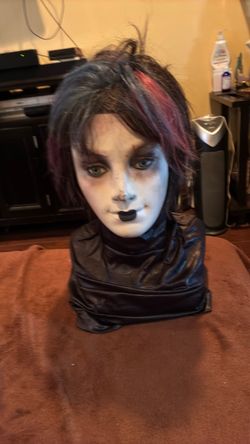 Gothic Horror Halloween Prop Bust