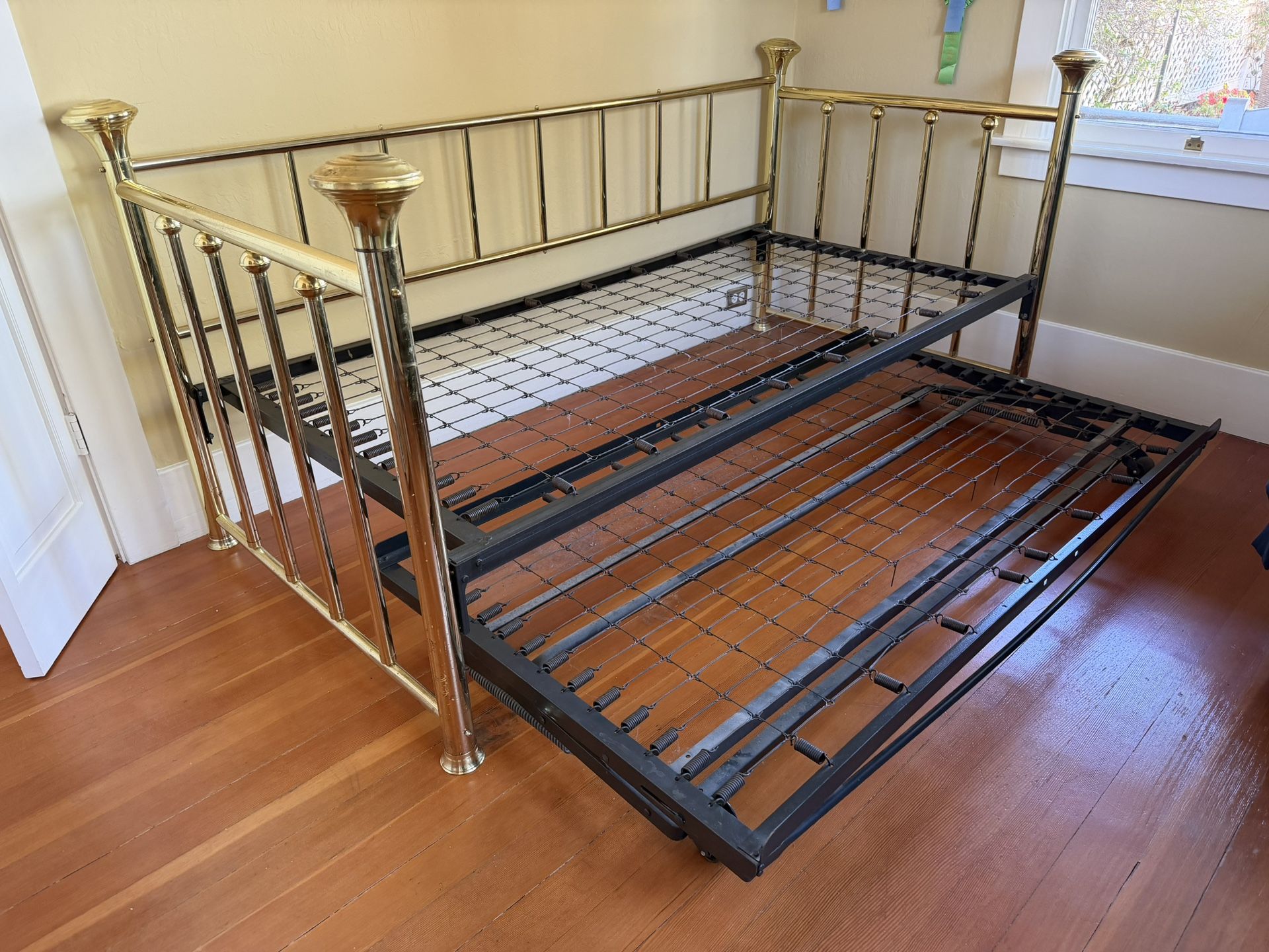 Free Trundle Bed  frame - Twin