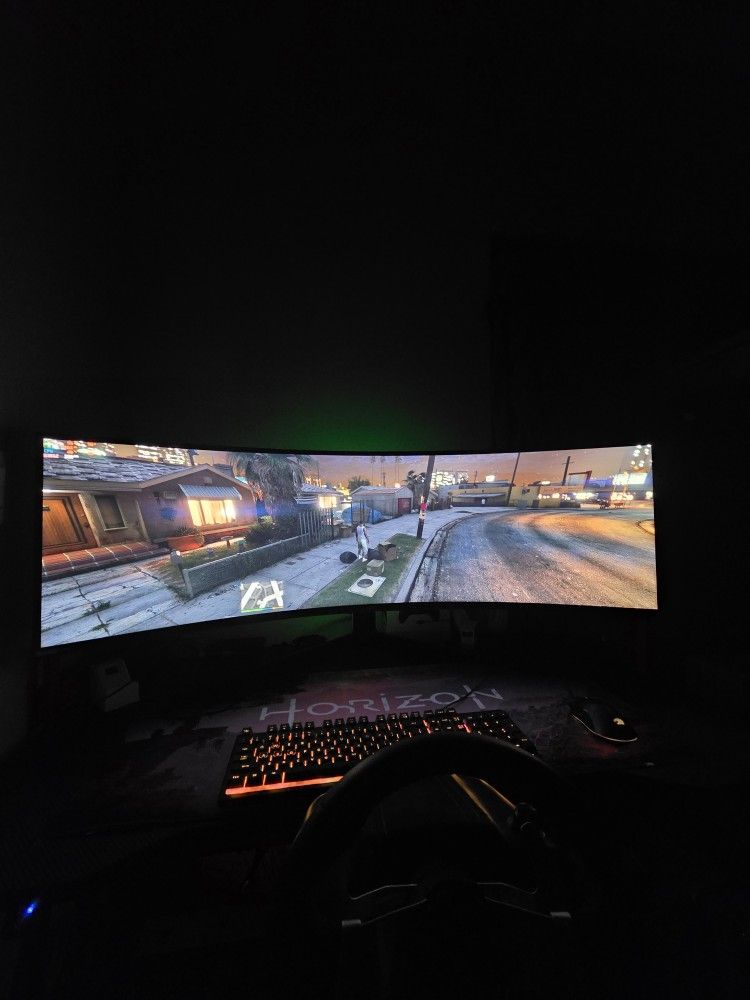 Samsung odyssey g9 Qled 49 inch ultra wide 240htz like new 5120x1440p