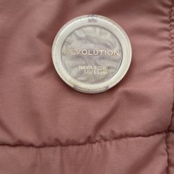 Revolution beauty highlighter
